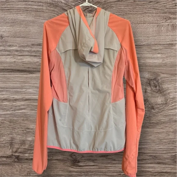 Lululemon windbreaker pullover - Picture 2 of 5